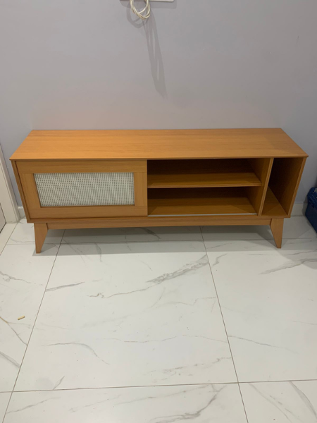 Mini estante de sala Montada